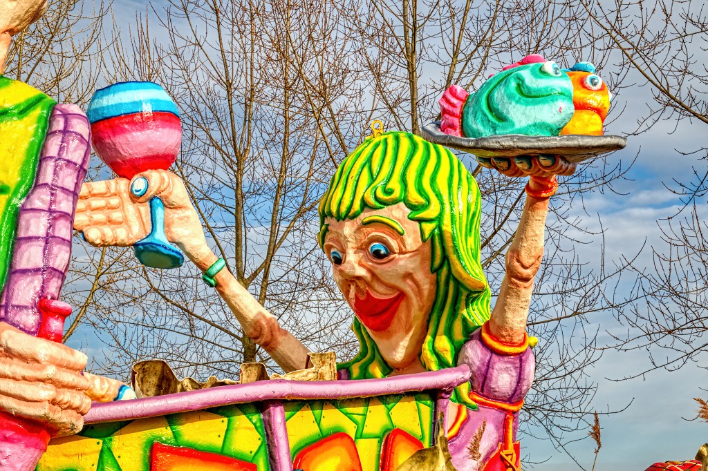 carnival graveyard carnaval hdr urbex carnavalsoptocht corso trash verlaten abandoned lost places